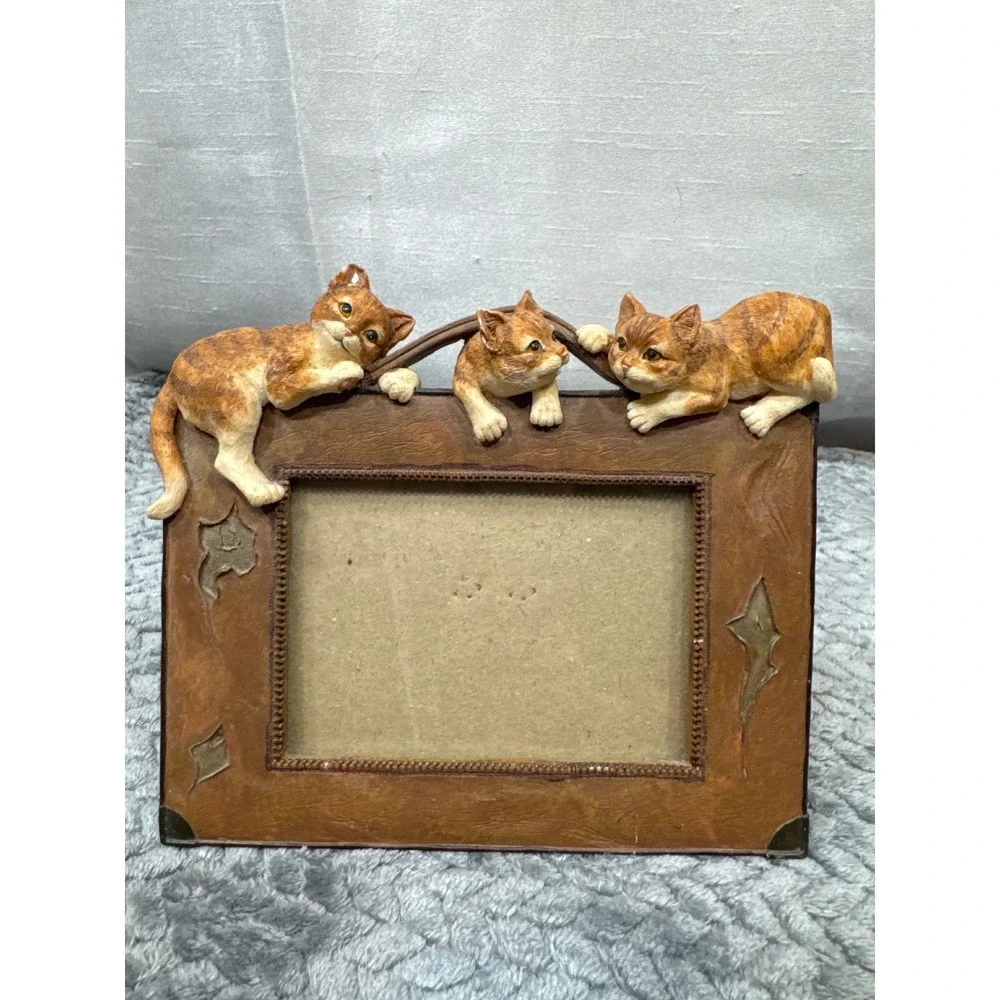 Vintage Style Orange Tabby Kittens 3D Picture Frame Whimsical Cat Decor Tabletop